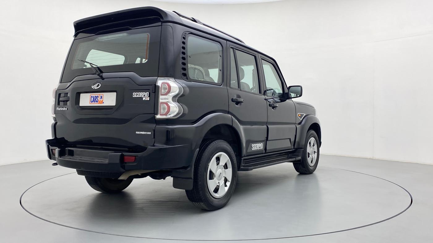 2017 Mahindra Scorpio S6+ INTELL HYBRID, Diesel, Manual, 44,412 km, Right Back Diagonal