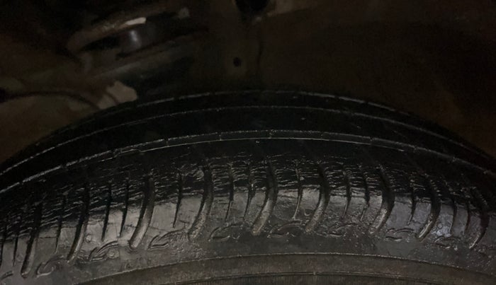 2020 Maruti S PRESSO VXI+, Petrol, Manual, 27,205 km, Left Front Tyre Tread