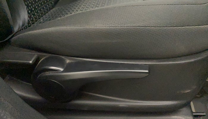 2018 Tata NEXON XZA PLUS PETROL, Petrol, Automatic, 41,984 km, Driver Side Adjustment Panel