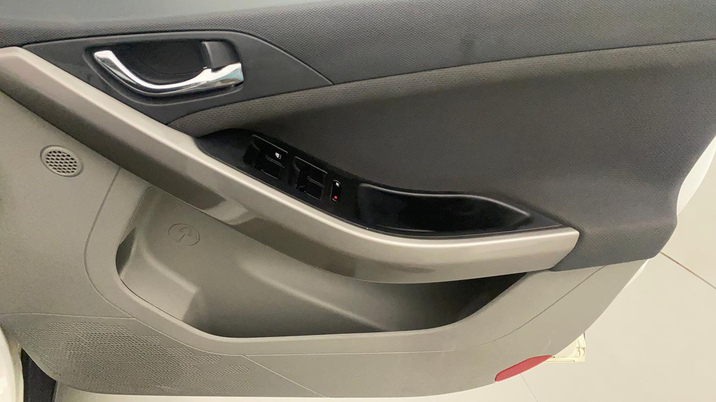 2018 Tata NEXON XZA PLUS PETROL, Petrol, Automatic, 41,984 km, Driver Side Door Panels Control
