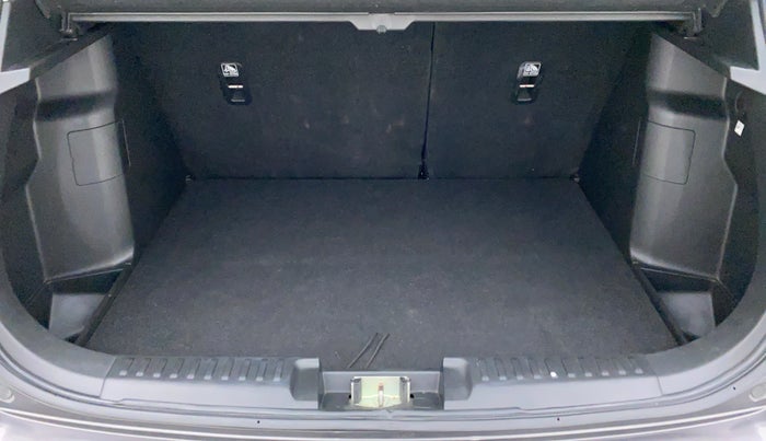 2018 Maruti Vitara Brezza ZDI + AMT, Diesel, Automatic, 26,230 km, Boot Inside