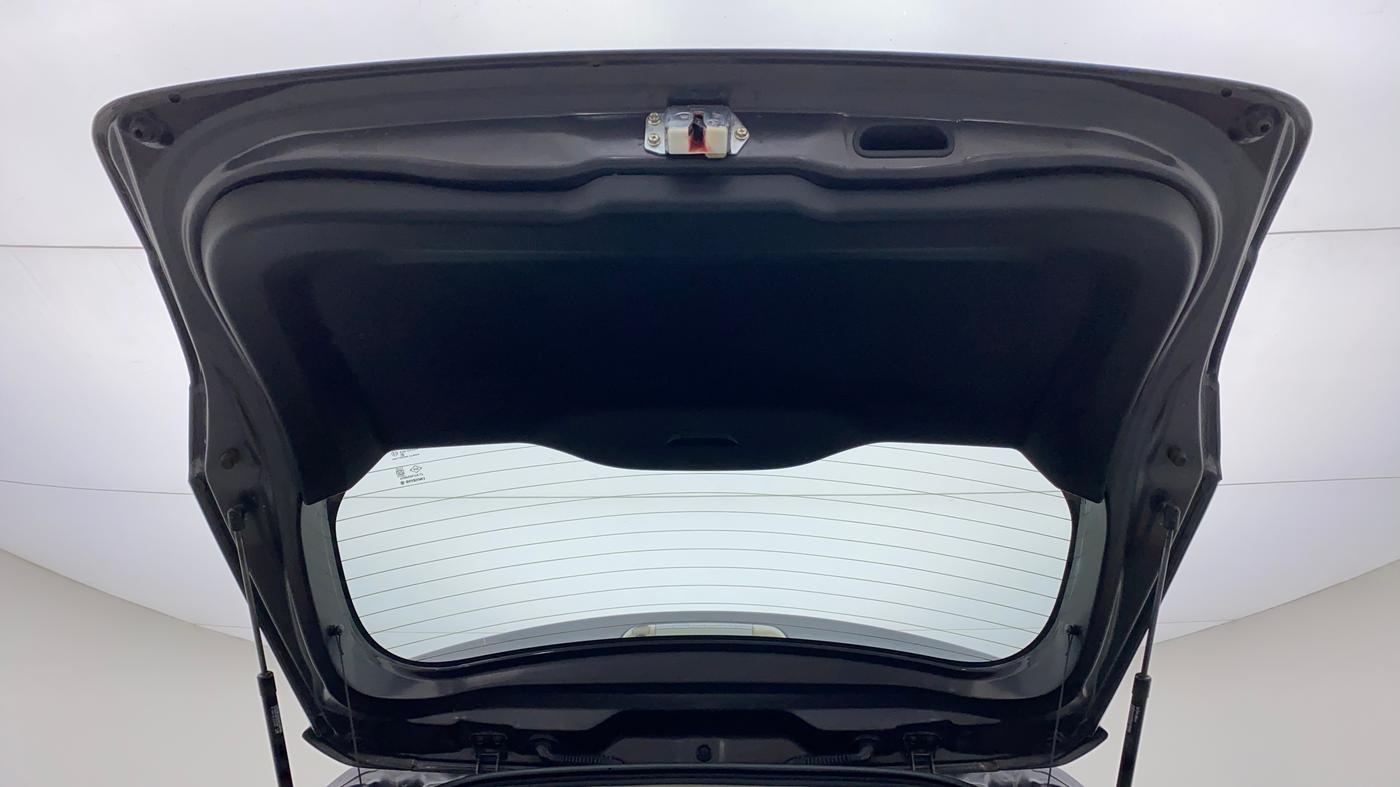 2018 Maruti Vitara Brezza ZDI + AMT, Diesel, Automatic, 26,230 km, Boot Door Open