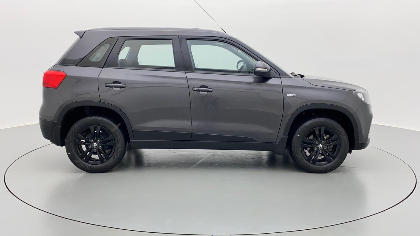 2018 Maruti Vitara Brezza ZDI + AMT, Diesel, Automatic, 26,230 km, Right Side View