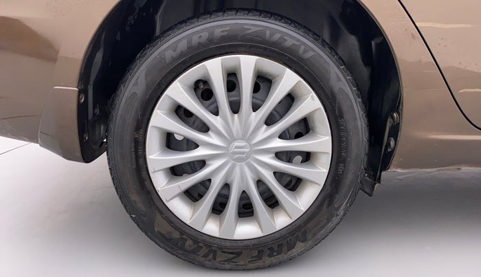 2017 Maruti Ciaz VDI+ SHVS, Diesel, Manual, 98,024 km, Right Rear Wheel