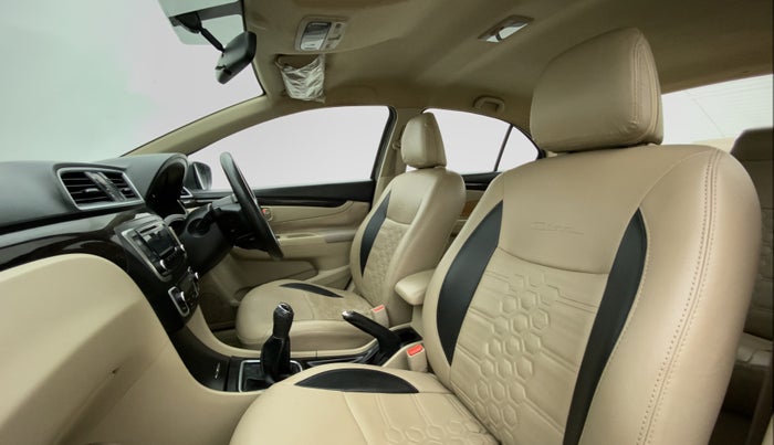 2017 Maruti Ciaz VDI+ SHVS, Diesel, Manual, 98,024 km, Right Side Front Door Cabin