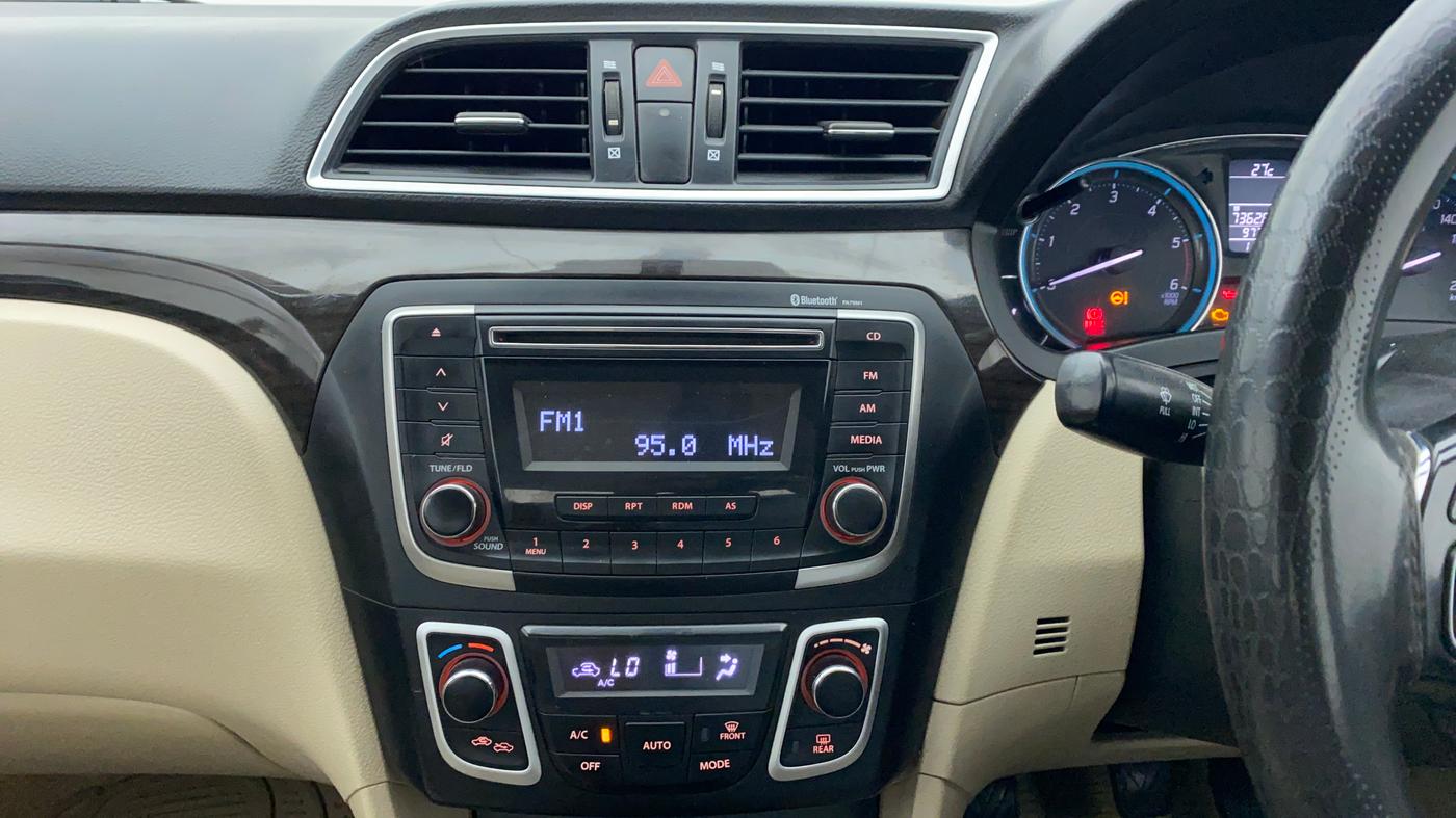 2017 Maruti Ciaz VDI+ SHVS, Diesel, Manual, 98,024 km, Air Conditioner