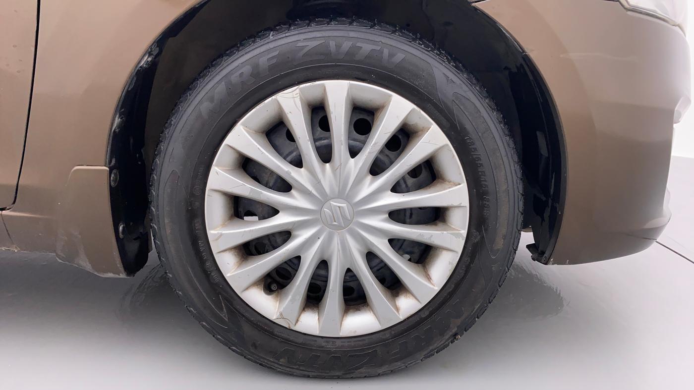 2017 Maruti Ciaz VDI+ SHVS, Diesel, Manual, 98,024 km, Right Front Wheel