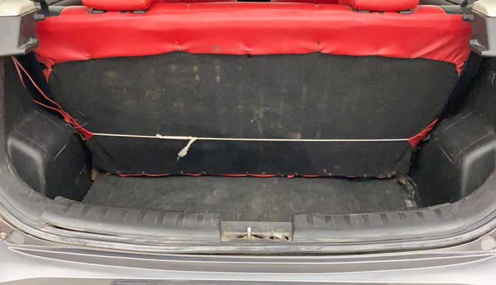 2013 Maruti Swift VXI, Petrol, Manual, 76,217 km, Boot Inside