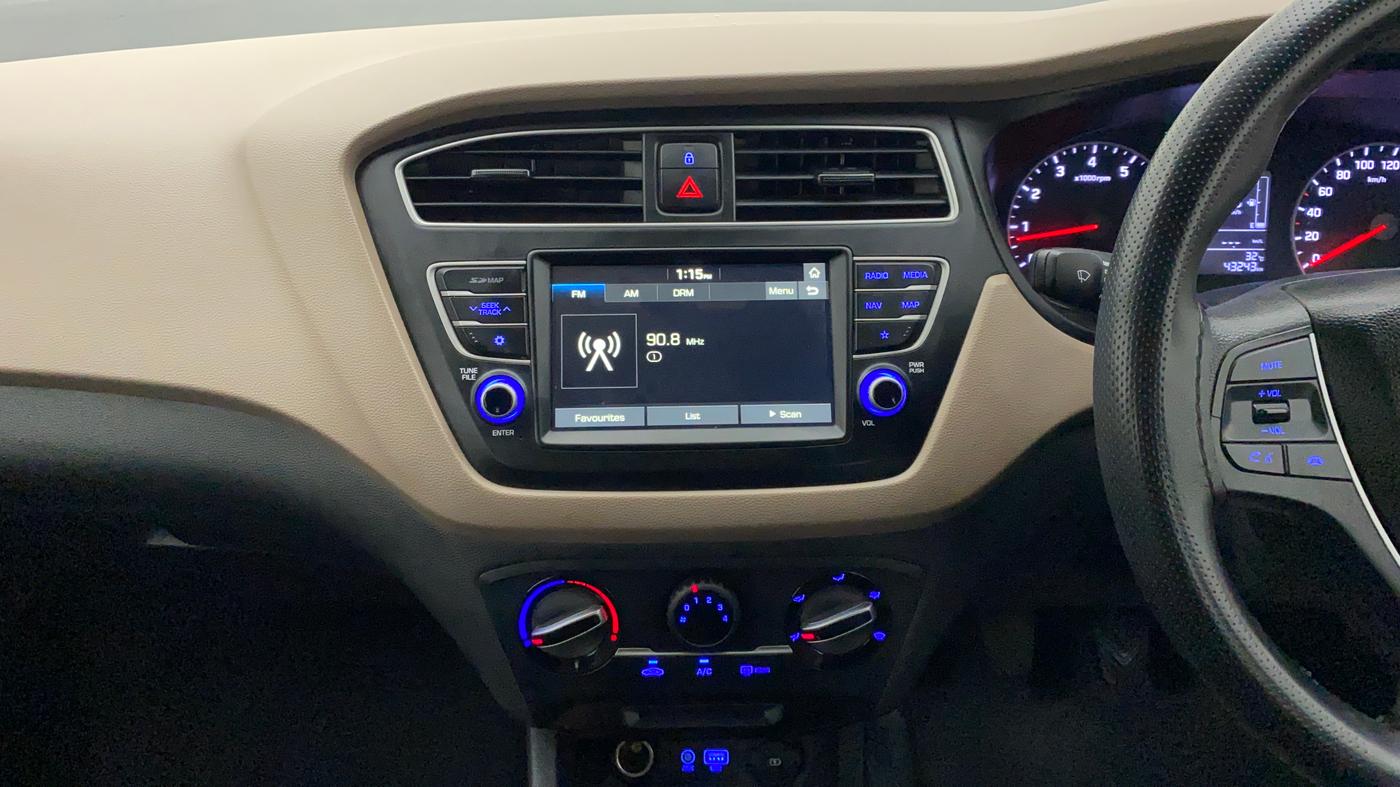 2020 Hyundai Elite i20 SPORTZ PLUS 1.2, Petrol, Manual, 43,243 km, Air Conditioner