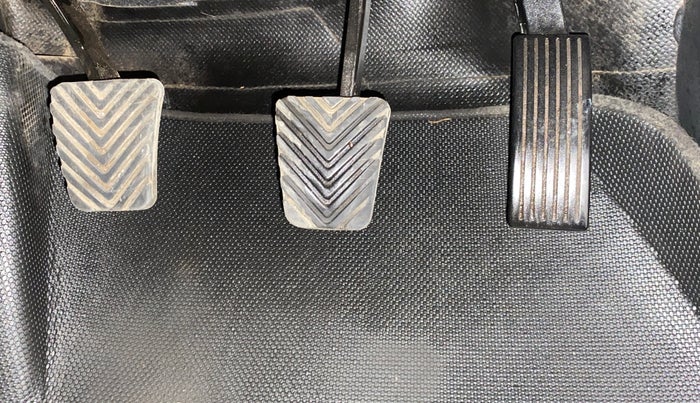 2020 Hyundai Elite i20 SPORTZ PLUS 1.2, Petrol, Manual, 43,243 km, Pedals