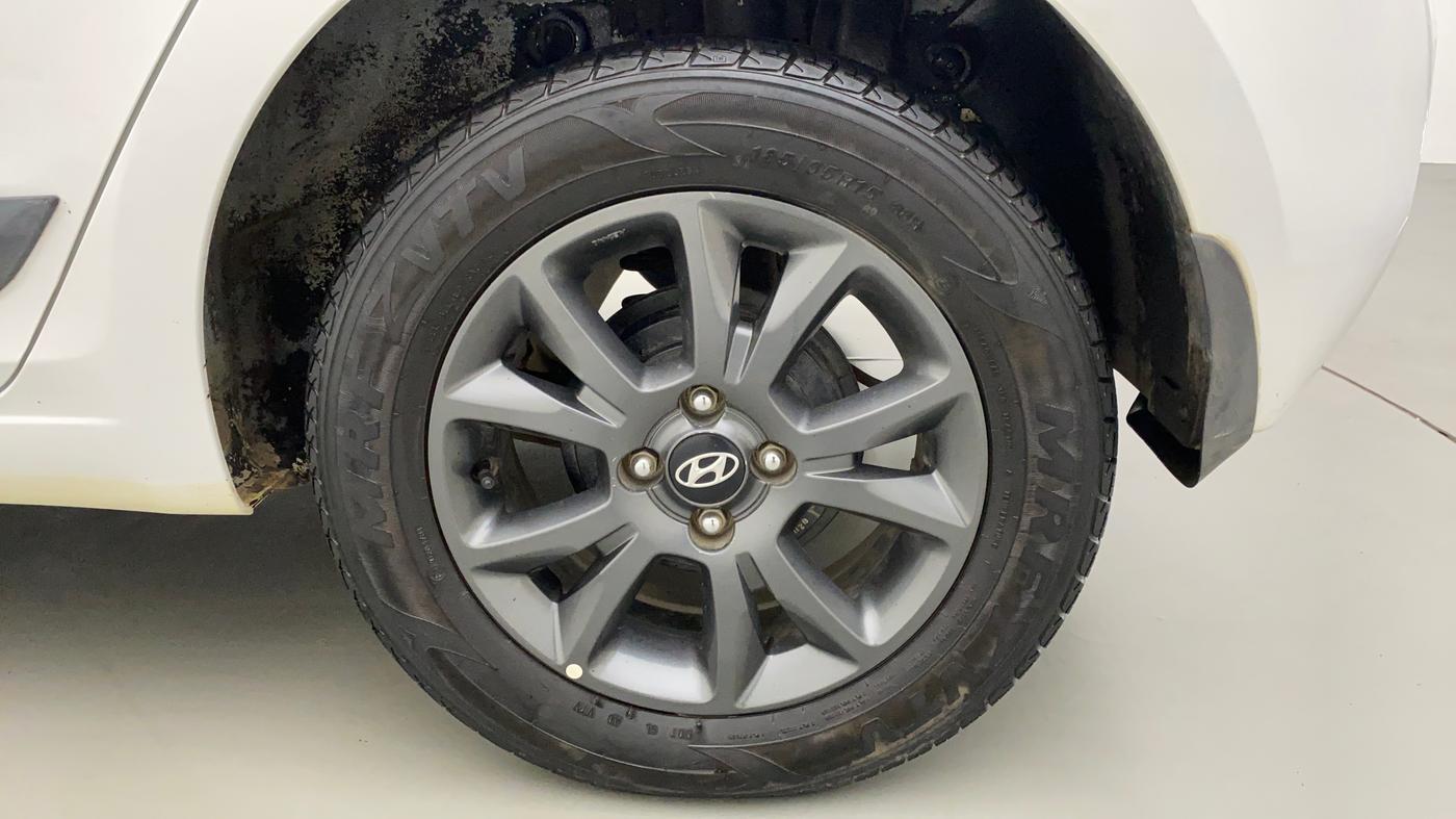 2020 Hyundai Elite i20 SPORTZ PLUS 1.2, Petrol, Manual, 43,243 km, Left Rear Wheel