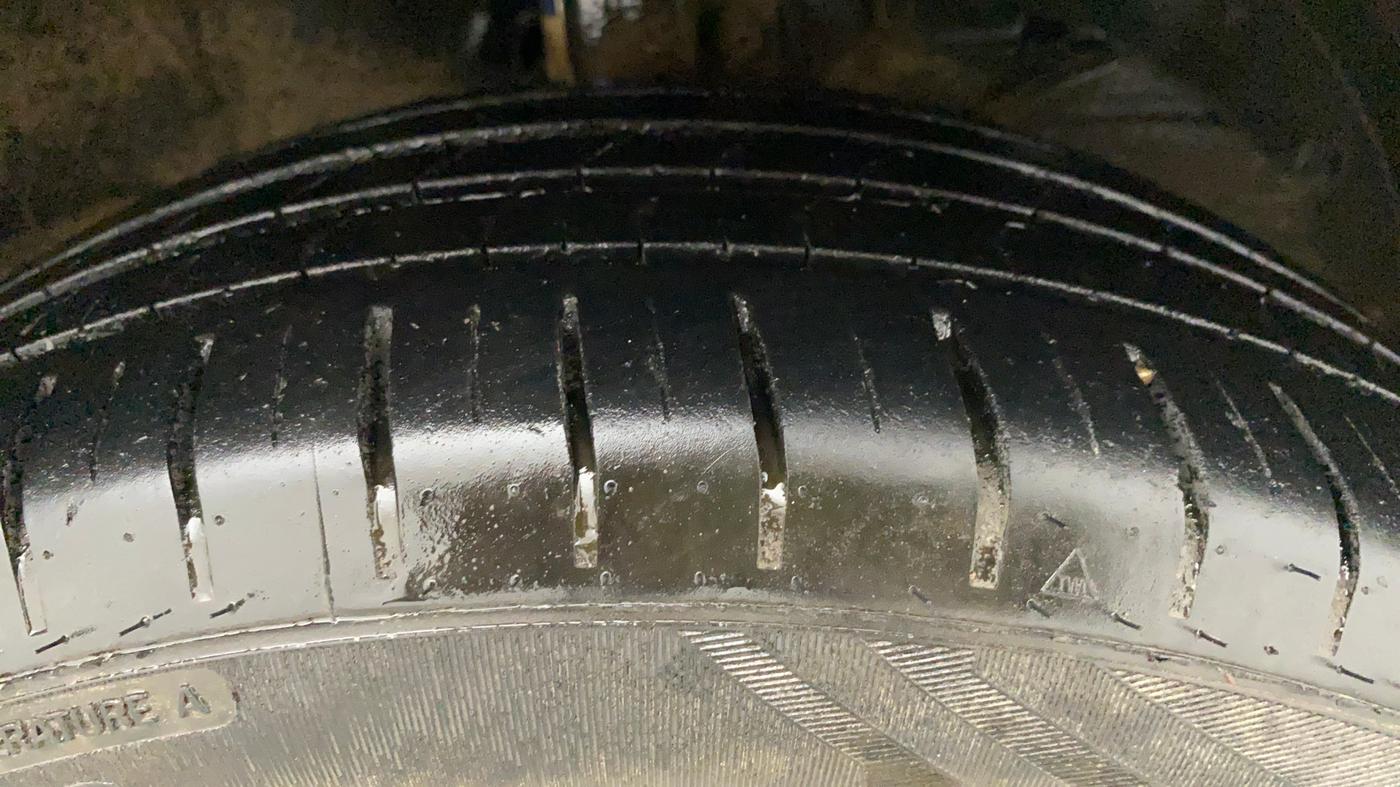 2019 Maruti Baleno ZETA PETROL 1.2, Petrol, Manual, 42,840 km, Right Front Tyre Tread