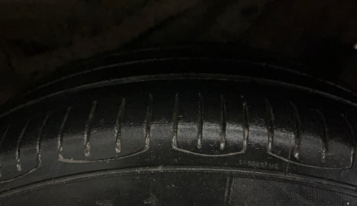 2014 Honda Amaze 1.2L I-VTEC S, Petrol, Manual, 72,892 km, Left Rear Tyre Tread