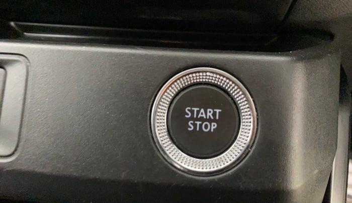 2021 Renault Kiger RXT AMT, Petrol, Automatic, 33,171 km, Keyless Start/ Stop Button