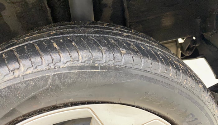 2021 Renault Kiger RXT AMT, Petrol, Automatic, 33,171 km, Left Rear Tyre Tread