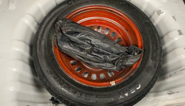 2021 Renault Kiger RXT AMT, Petrol, Automatic, 33,171 km, Spare Tyre