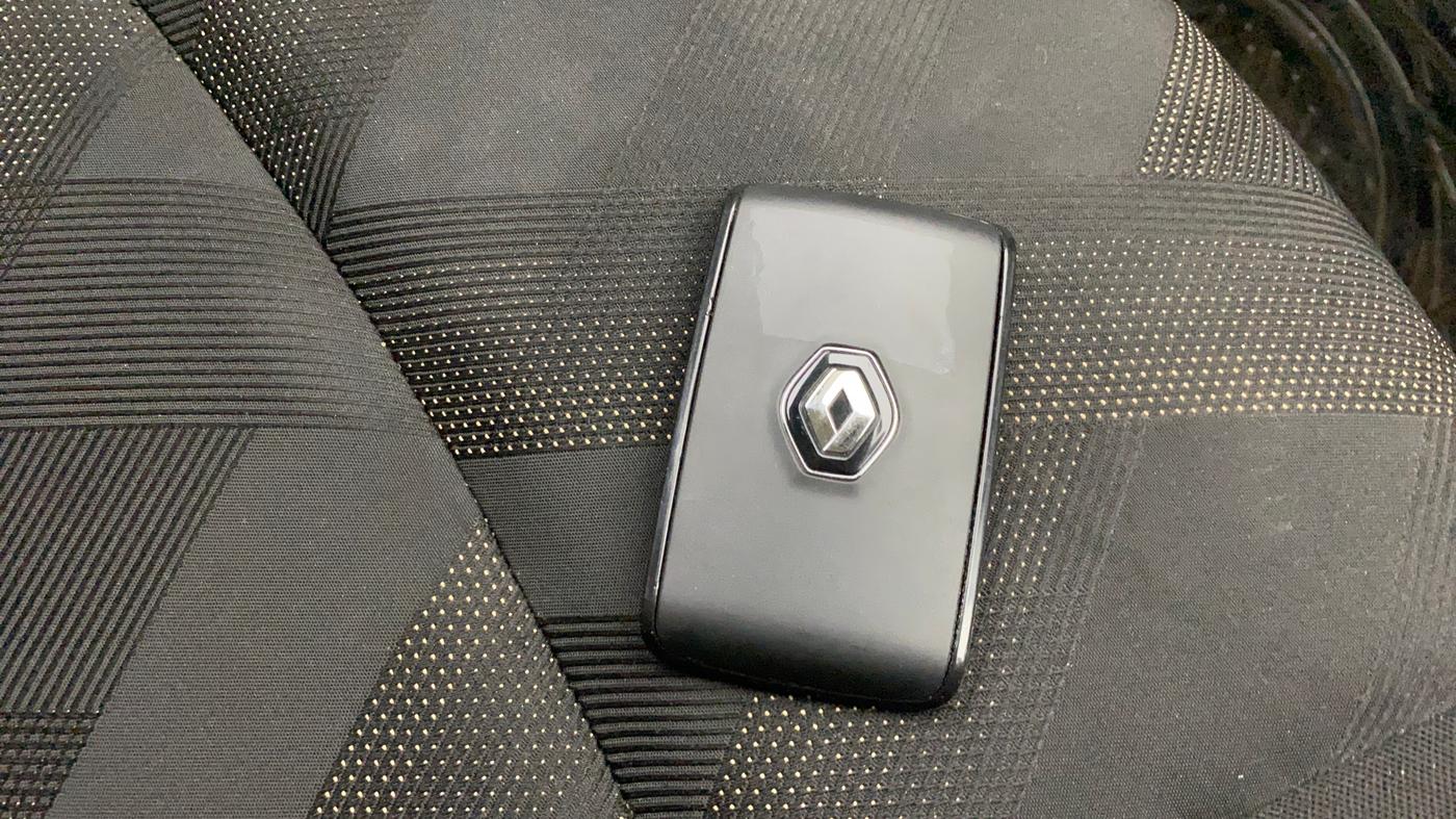 2021 Renault Kiger RXT AMT, Petrol, Automatic, 33,171 km, Key Close Up
