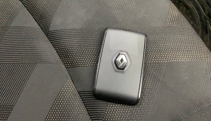 2021 Renault Kiger RXT AMT, Petrol, Automatic, 33,171 km, Key Close Up