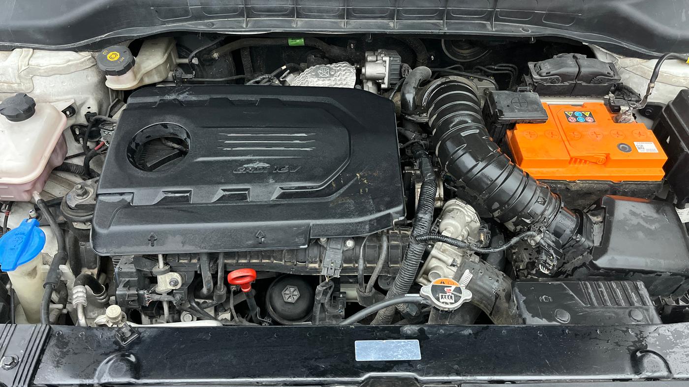 2022 KIA CARENS LUXURY PLUS 1.5 DIESEL AT 6 STR, Diesel, Automatic, 97,519 km, Engine View