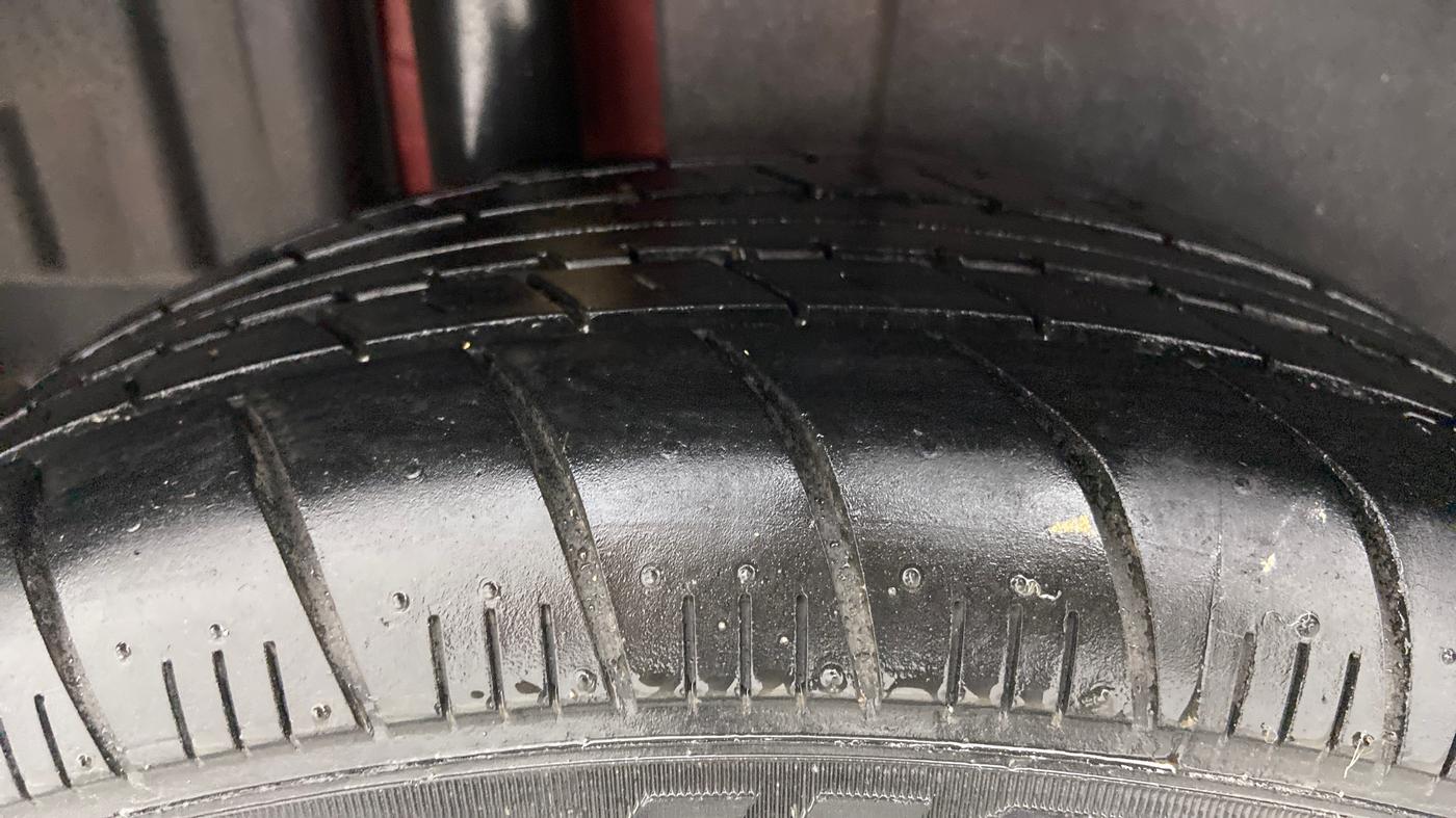2012 Maruti Swift ZDI, Diesel, Manual, 47,602 km, Right Rear Tyre Tread
