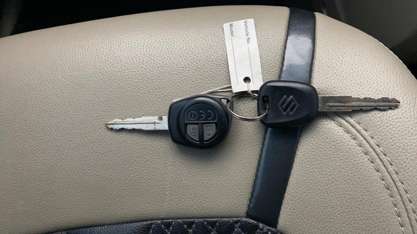 2016 Maruti Celerio ZXI, Petrol, Manual, 33,550 km, Key Close Up