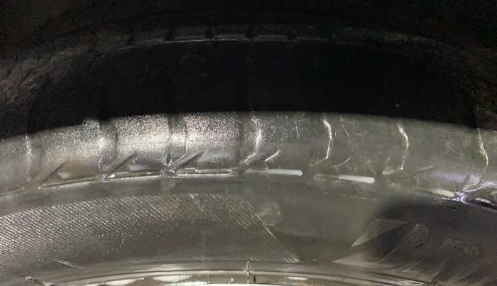 2018 Tata Zest PREMIO 75PS DIESEL, Diesel, Manual, 99,379 km, Left Front Tyre Tread