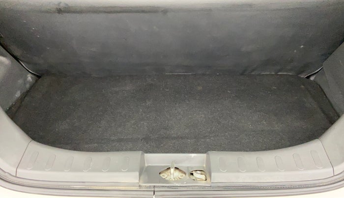 2010 Maruti A Star VXI, Petrol, Manual, 1,04,525 km, Boot Inside