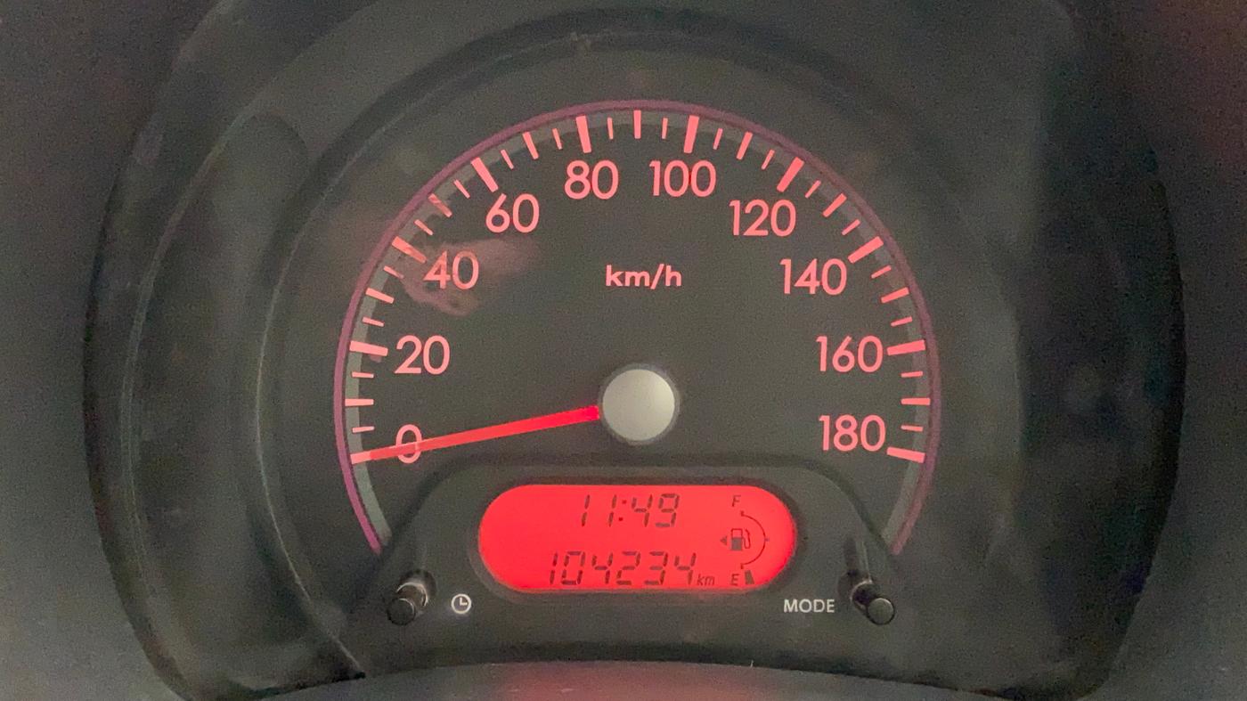 2010 Maruti A Star VXI, Petrol, Manual, 1,04,525 km, Odometer Image