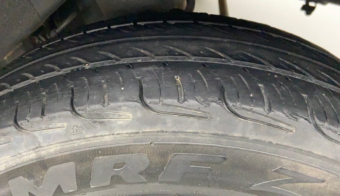 2010 Maruti A Star VXI, Petrol, Manual, 1,04,525 km, Left Rear Tyre Tread