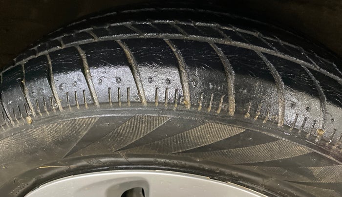 2019 Maruti Celerio VXI, Petrol, Manual, 26,158 km, Right Front Tyre Tread
