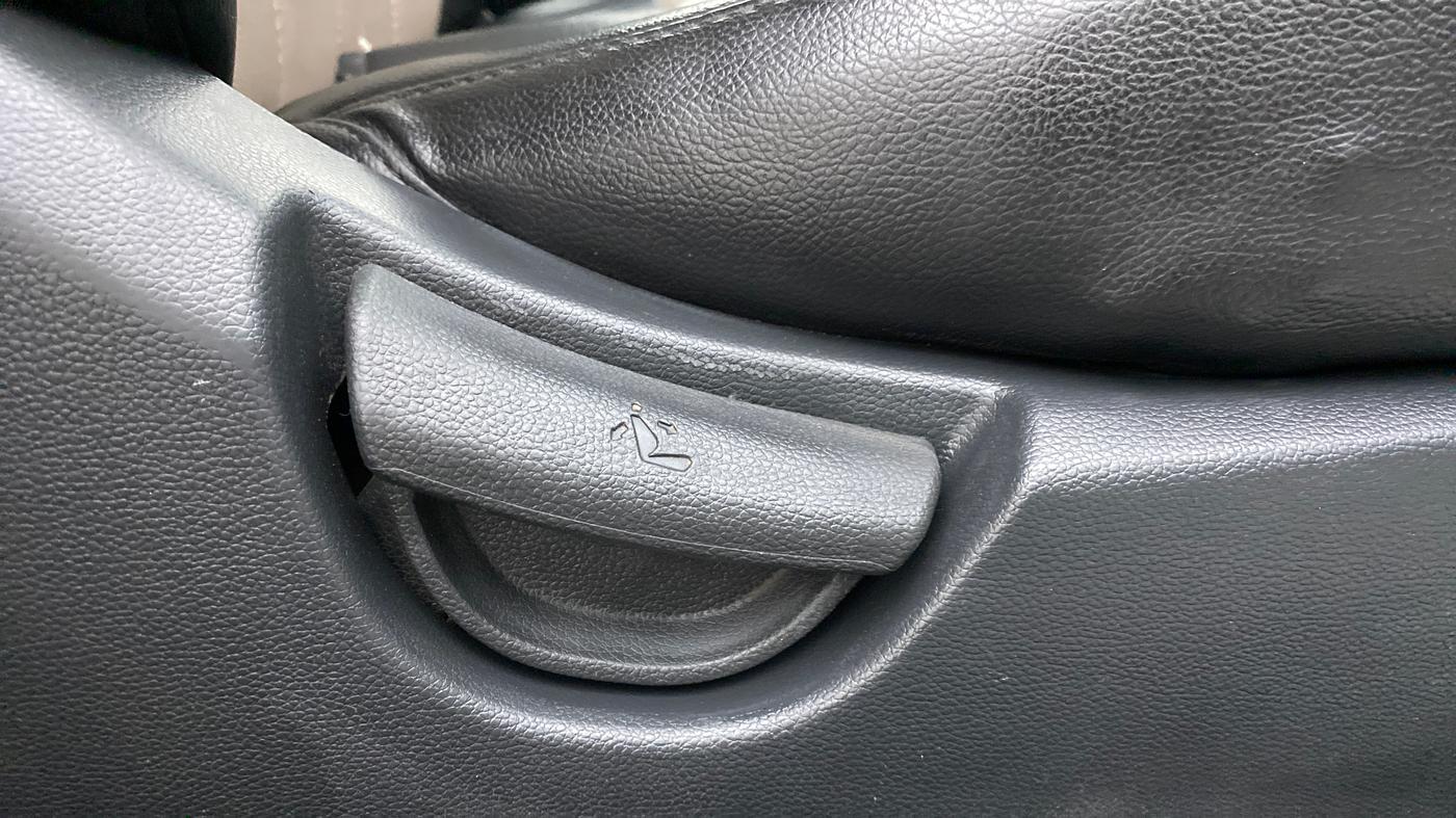 2017 Hyundai Grand i10 SPORTZ (O) 1.2 U2 CRDI, Diesel, Manual, 79,484 km, Driver Side Adjustment Panel