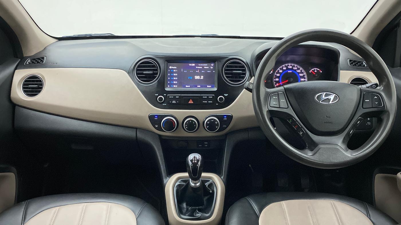 2017 Hyundai Grand i10 SPORTZ (O) 1.2 U2 CRDI, Diesel, Manual, 79,484 km, Dashboard