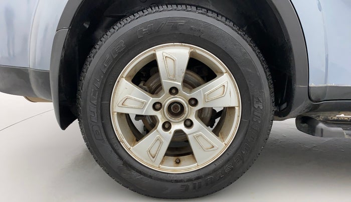 2012 Mahindra XUV500 W8 AWD, Diesel, Manual, 1,16,250 km, Right Rear Wheel