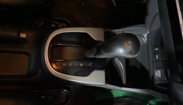 2016 Honda Jazz 1.2L I-VTEC V AT, Petrol, Automatic, 94,307 km, Gear Lever