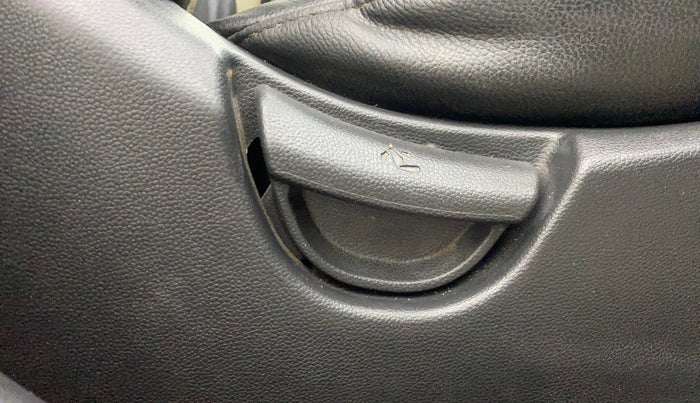 2017 Hyundai Grand i10 SPORTZ 1.2 KAPPA VTVT, Petrol, Manual, 1,43,469 km, Driver Side Adjustment Panel