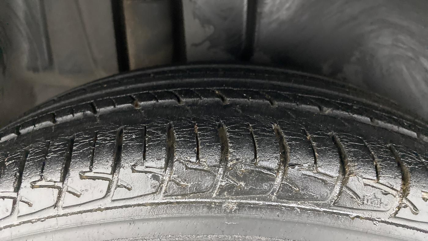 2013 Maruti Ertiga VDI, Diesel, Manual, 1,13,110 km, Right Rear Tyre Tread