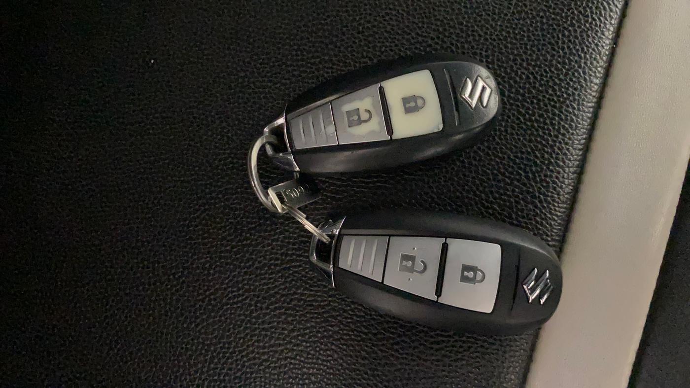 2021 Maruti Vitara Brezza VXI AT SHVS, Petrol, Automatic, 22,606 km, Key Close Up