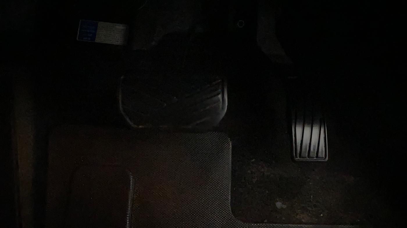 2021 Maruti Vitara Brezza VXI AT SHVS, Petrol, Automatic, 22,606 km, Pedals