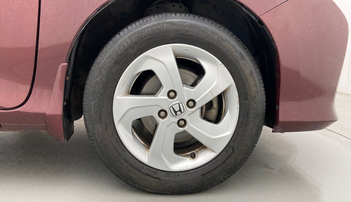 2014 Honda City 1.5L I-VTEC V MT, Petrol, Manual, 1,09,832 km, Right Front Wheel