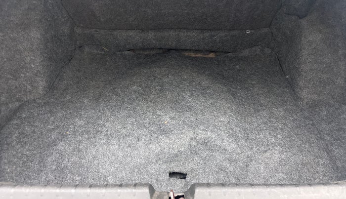 2014 Honda City 1.5L I-VTEC V MT, Petrol, Manual, 1,09,832 km, Boot Inside