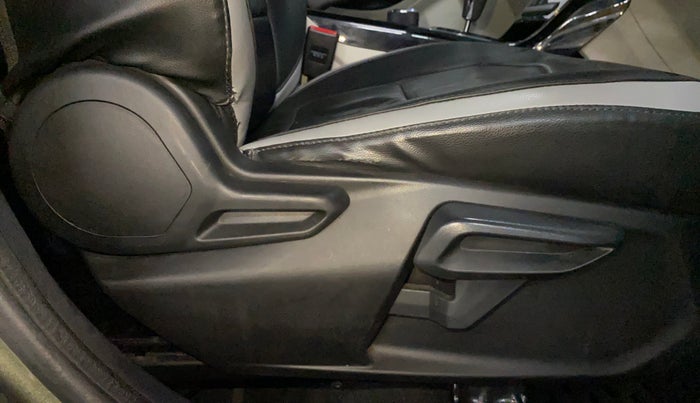 2020 Tata NEXON XZA PLUS DIESEL, Diesel, Automatic, 73,298 km, Driver Side Adjustment Panel