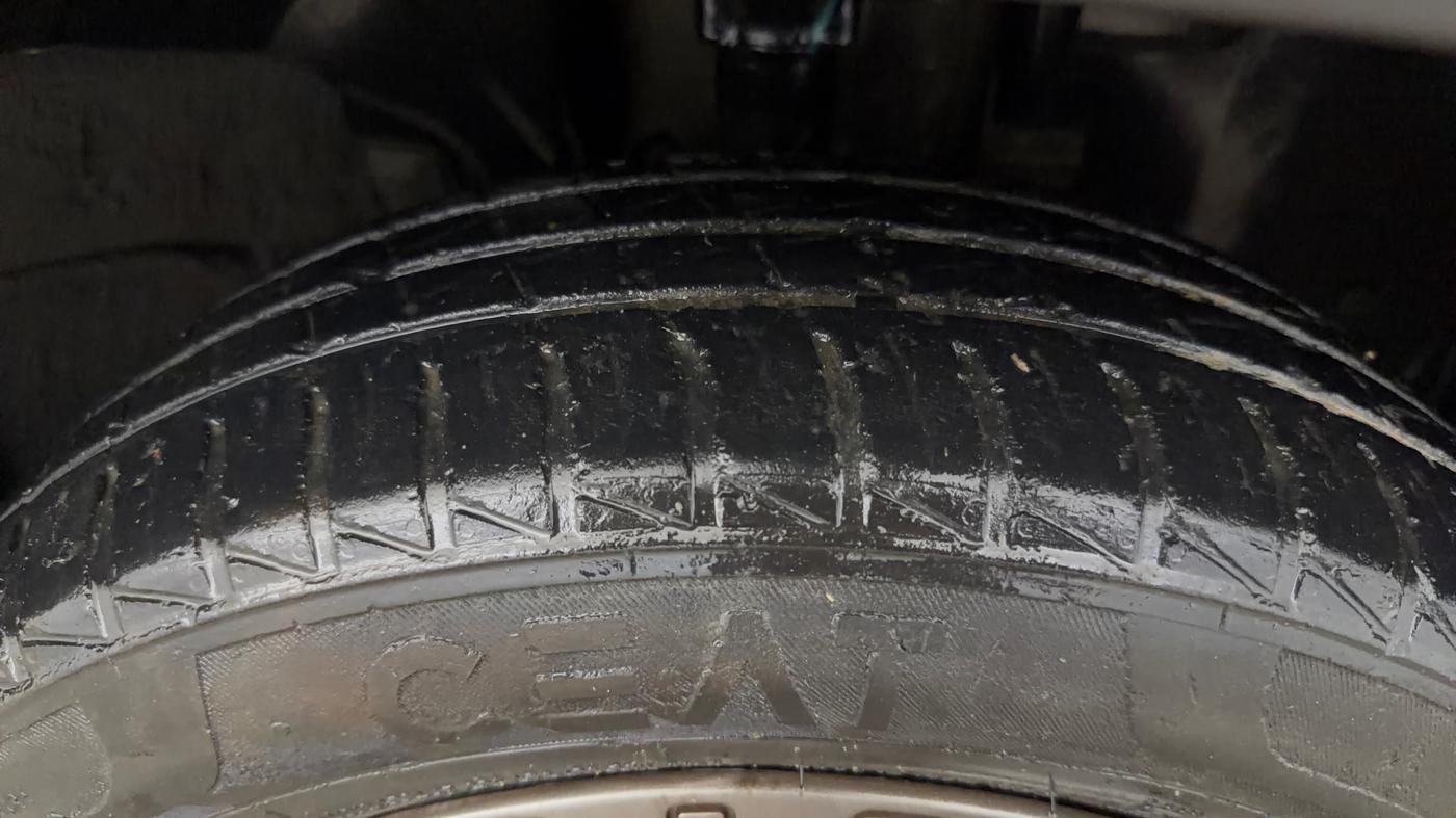2020 Renault Kwid CLIMBER 1.0 (O), Petrol, Manual, 15,059 km, Right Front Tyre Tread