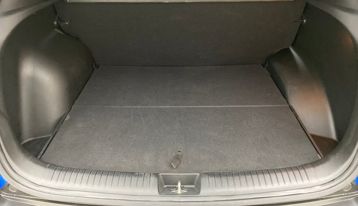 2019 Hyundai Creta 1.6 SX VTVT (O) EXECUTIVE, Petrol, Manual, 12,782 km, Boot Inside