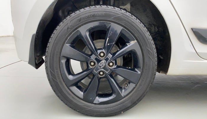 2015 Hyundai Elite i20 1.4 CRDI ASTA (O), Diesel, Manual, 60,205 km, Right Rear Wheel
