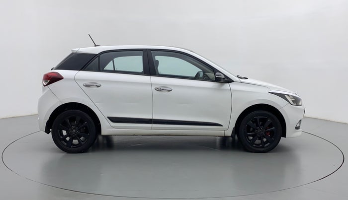 2015 Hyundai Elite i20 1.4 CRDI ASTA (O), Diesel, Manual, 60,205 km, Right Side