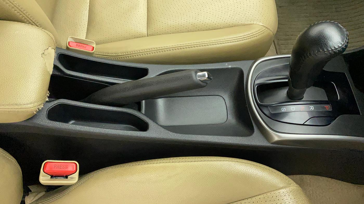 2015 Honda City 1.5L I-VTEC VX CVT, Petrol, Automatic, 60,270 km, Gear Lever