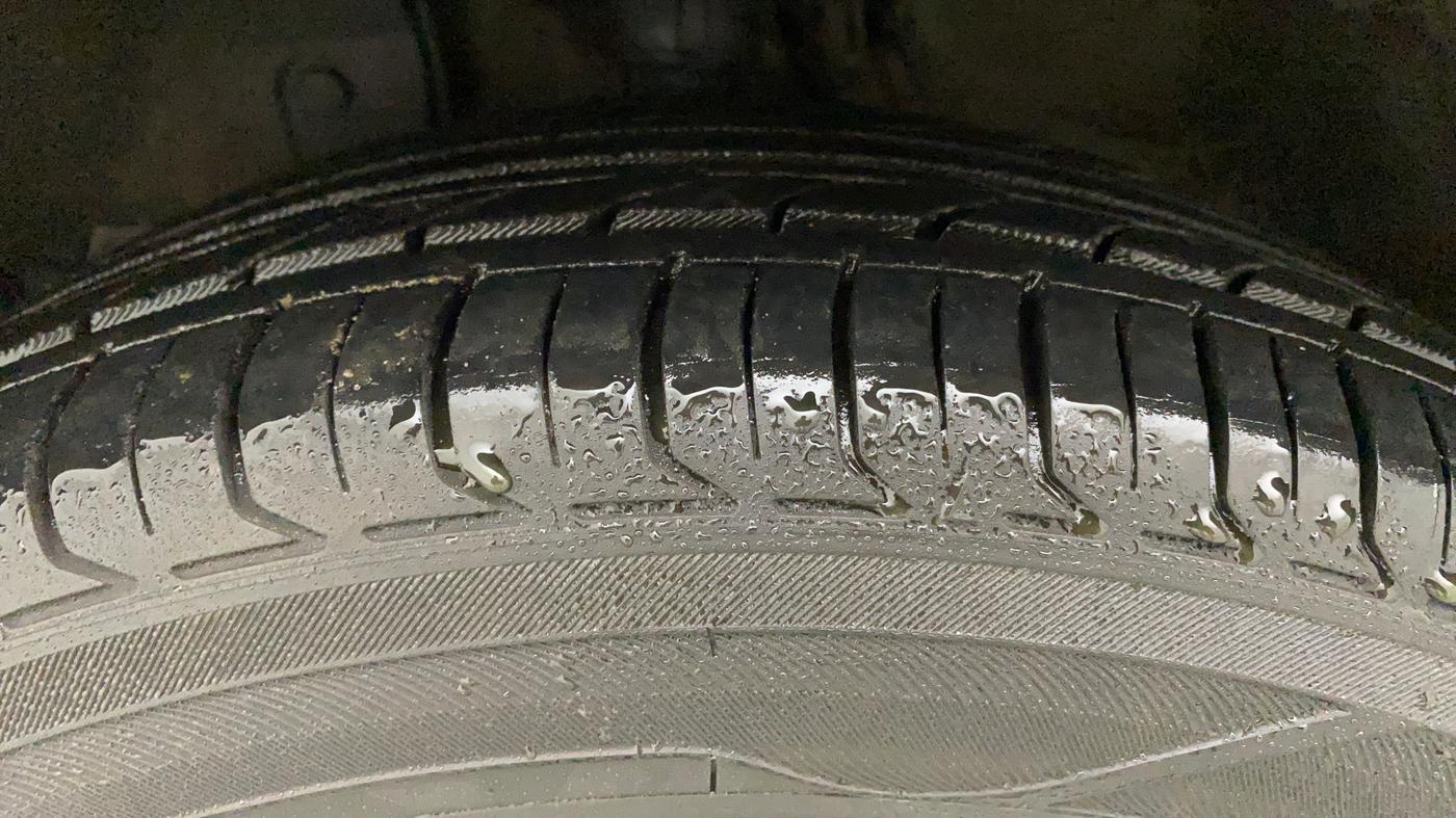 2015 Honda City 1.5L I-VTEC VX CVT, Petrol, Automatic, 60,270 km, Left Front Tyre Tread