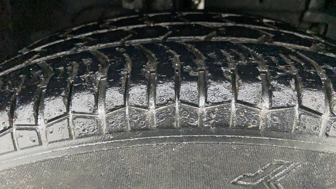 2013 Maruti Swift VDI, Diesel, Manual, 44,253 km, Right Front Tyre Tread
