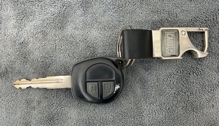 2013 Maruti Swift VDI, Diesel, Manual, 44,253 km, Key Close Up