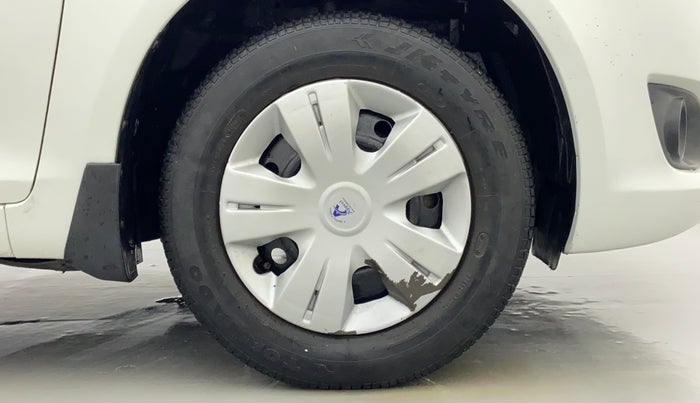2013 Maruti Swift VDI, Diesel, Manual, 44,253 km, Right Front Wheel